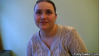 Plump chick gets doggystyked