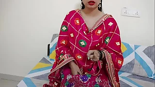 xxx Indian Desi step-mom ne sex ki lat laga di full hindi integument xxx chunky boobs Saarabhabhi6 clear Hindi audio frying sexy